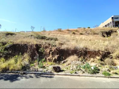 Lote/Terreno à venda, 250m² no Jardim Bandeirantes, Poços de Caldas
