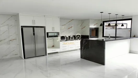 Casa de Condomínio com 3 Quartos à venda, 170m² no Santa Cândida, Curitiba