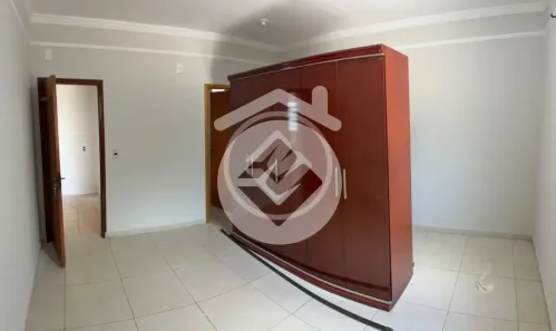 Casa com 3 Quartos para alugar, 156m² no Granada, Uberlândia