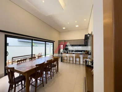 Casa de Condomínio com 3 Quartos à venda, 210m² no Fazenda Santa Lúcia, Americana