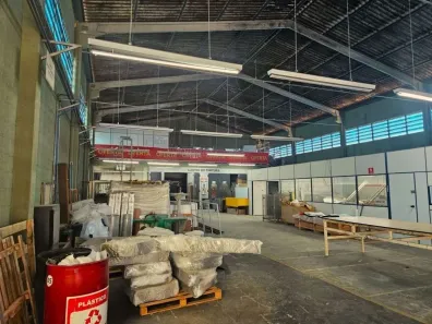 Galpão/Depósito/Armazém à venda, 749m² no Jardim Califórnia, Jacareí