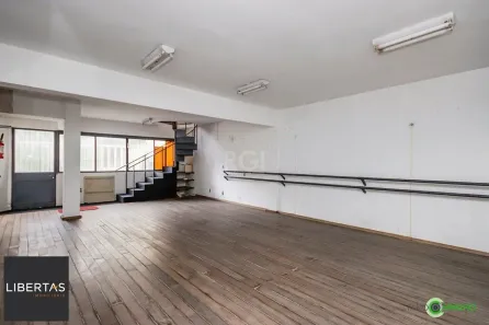 Ponto Comercial à venda, 188m² no Passo da Areia, Porto Alegre