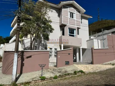 Casa com 4 Quartos à venda, 350m² no Parque Dos Ipês, Caxambu