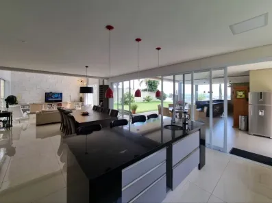 Casa de Condomínio com 3 Quartos à venda, 384m² no Pinheirinho, Vinhedo