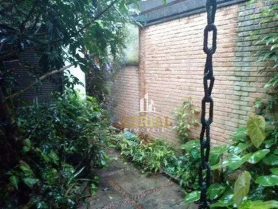 Lote/Terreno à venda, 210m² no Santo Antônio, São Caetano do Sul