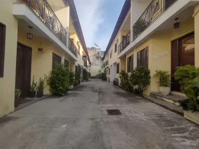 Casa com 2 Quartos à venda, 90m² no Irajá, Rio de Janeiro