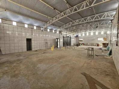 Galpão/Depósito/Armazém para alugar, 500m² no Tanque Caio, Ribeirão Pires