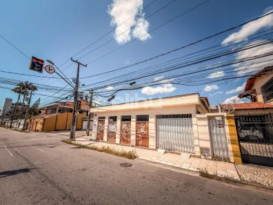 Casa com 5 Quartos à venda, 152m² no Vila União, Fortaleza