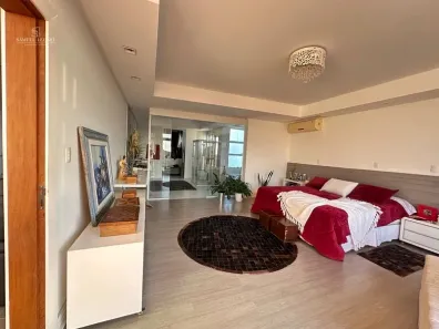 Casa com 3 Quartos à venda, 300m² no Vina Del Mar, Juiz de Fora