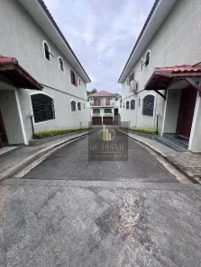 Sobrado com 3 Quartos à venda, 235m² no Vila Mariza Mazzei, São Paulo