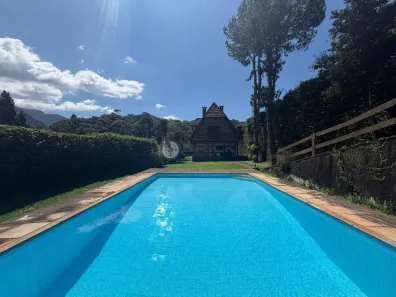 Casa de Condomínio com 4 Quartos para alugar, 222m² no Carlos Guinle, Teresópolis