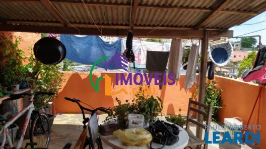 Casa com 6 Quartos à venda, 180m² no Jardim Cristiane, Santo André