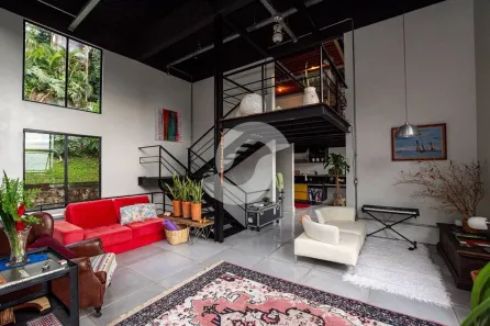 Casa de Condomínio com 3 Quartos à venda, 300m² no Itaipu, Niterói