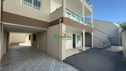 Casa com 9 Quartos para venda ou aluguel, 257m² no Chácara Parreiral, Serra