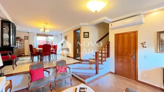 Casa de Condomínio com 3 Quartos à venda, 225m² no Jardim Isabel, Porto Alegre