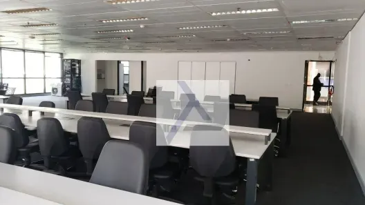 Sala Comercial para alugar, 254m² no Vila Olímpia, São Paulo