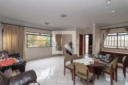 Casa com 3 Quartos à venda, 219m² no Vila Gustavo, São Paulo