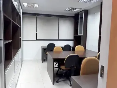 Sala Comercial com 3 Quartos para alugar, 33m² no Paralela, Salvador