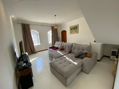 Sobrado com 3 Quartos à venda, 185m² no Monte Castelo, São José dos Campos
