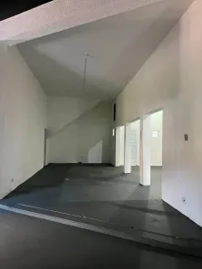 Ponto Comercial para alugar, 246m² no Vila Sabrina, São Paulo