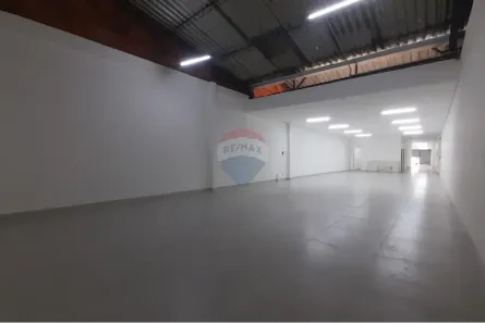 Ponto Comercial para alugar, 300m² no Centro, Juiz de Fora