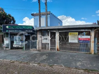 Casa com 2 Quartos à venda, 236m² no Jardim Itu, Porto Alegre