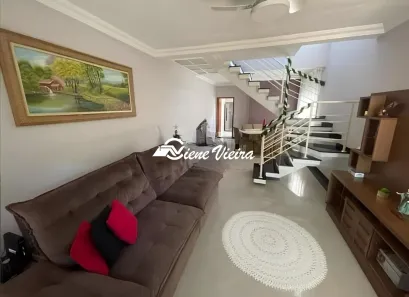 Sobrado com 3 Quartos à venda, 125m² no Vila Pilar, Arujá