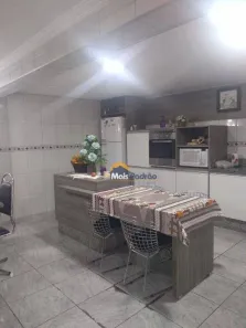 Casa com 3 Quartos à venda, 150m² no Metalúrgicos, Osasco