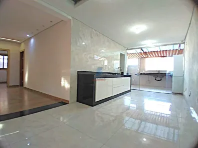 Casa com 4 Quartos à venda, 200m² no Santa Cruz Industrial, Contagem