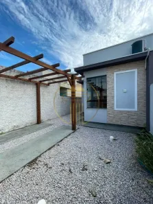 Casa com 2 Quartos para alugar, 60m² no Centro, Tijucas