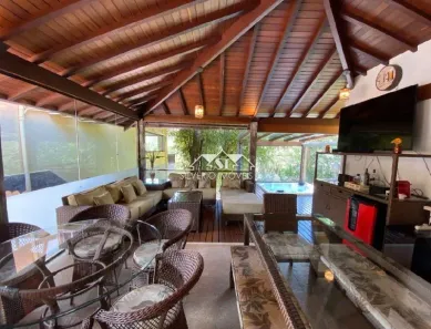 Casa de Condomínio com 7 Quartos à venda, 950m² no Itaipava, Petrópolis