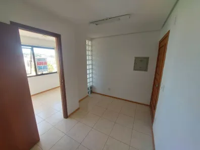 Sala Comercial à venda, 27m² no Menino Deus, Porto Alegre