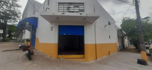Ponto Comercial para alugar, 134m² no Zona 05, Maringá