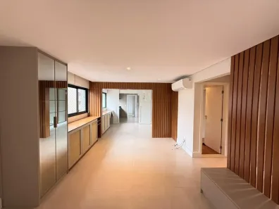 Apartamento com 4 Quartos à venda, 142m² no Vila Uberabinha, São Paulo