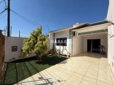 Casa com 3 Quartos à venda, 106m² no Jardim Paris, Maringá