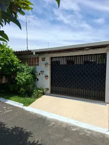 Casa de Condomínio com 2 Quartos à venda, 59m² no Costeira, Araucária
