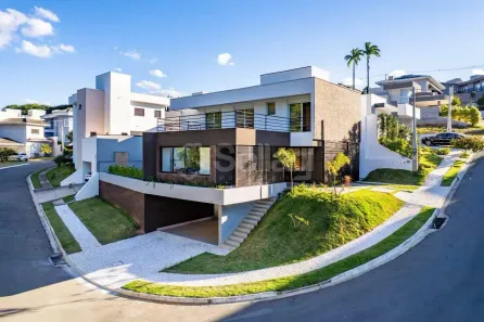 Casa de Condomínio com 3 Quartos à venda, 270m² no Chácaras Silvania, Valinhos
