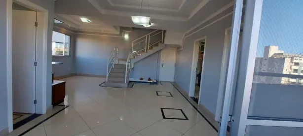 Cobertura com 3 Quartos à venda, 211m² no Santa Mônica, Uberlândia