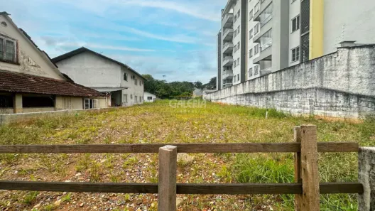 Lote/Terreno à venda, 1175m² no Bom Retiro, Joinville