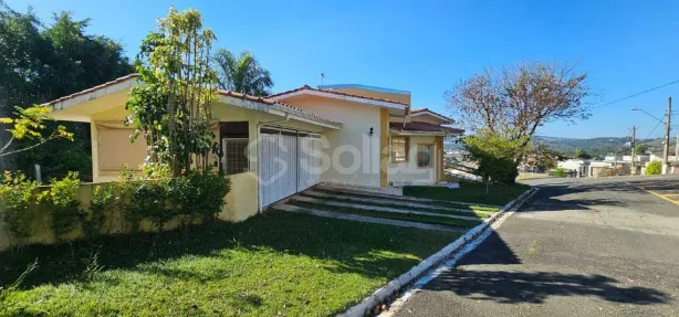Casa com 3 Quartos à venda, 198m² no Pinheirinho, Vinhedo