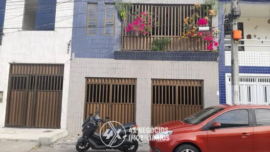 Casa com 3 Quartos à venda, 198m² no Industrial, Aracaju