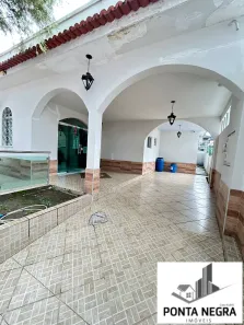 Casa com 4 Quartos à venda, 475m² no São Raimundo, Manaus