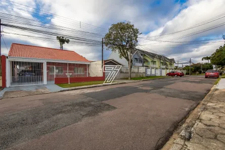 Casa com 4 Quartos à venda, 267m² no Novo Mundo, Curitiba