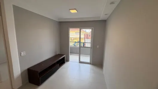 Apartamento com 2 Quartos para alugar, 70m² no Vila Creti, Barueri