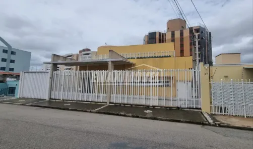 Casa com 4 Quartos à venda, 650m² no Vila Augusta, Sorocaba