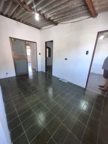 Casa com 2 Quartos para alugar, 80m² no Nova Esperança, Belo Horizonte