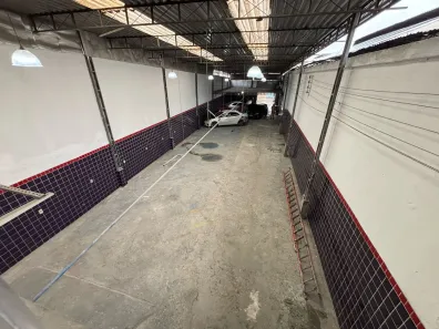 Galpão/Depósito/Armazém com 2 Quartos à venda, 400m² no Vigário Geral, Rio de Janeiro