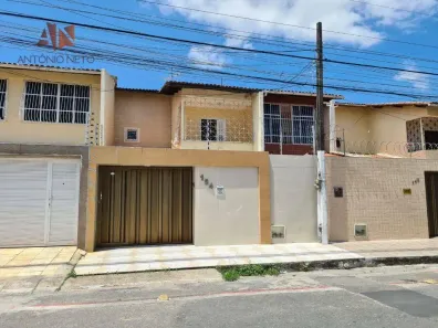 Casa com 3 Quartos para alugar, 140m² no Itaperi, Fortaleza