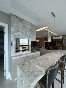 Apartamento com 4 Quartos à venda, 180m² no Meia Praia, Itapema