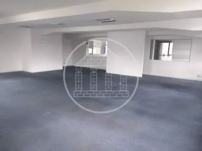 à venda, 212m² no Cidade Monções, São Paulo